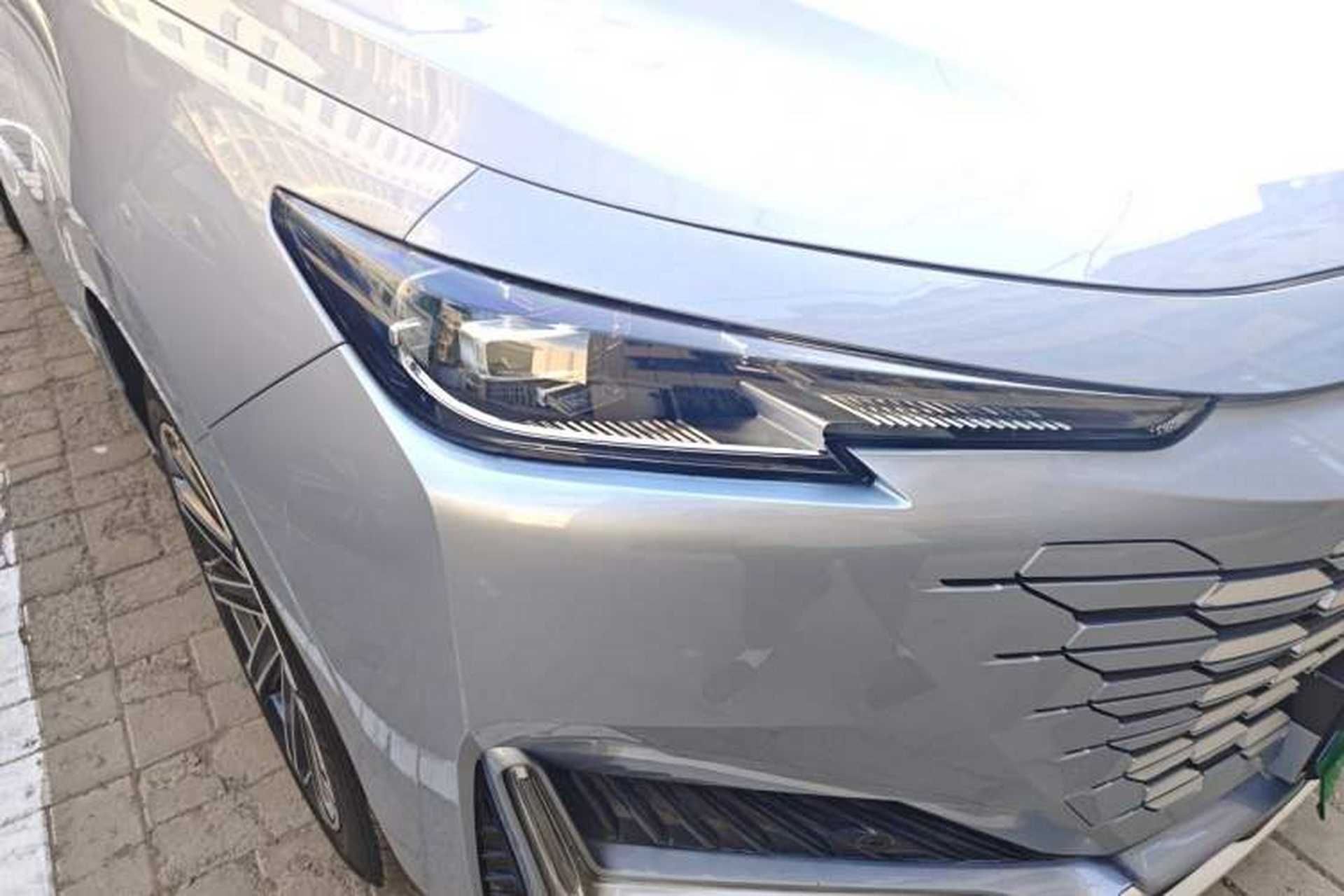 Used CHANGAN UNI-K 2021 2.0T Prestige Edition Right Front Headlight