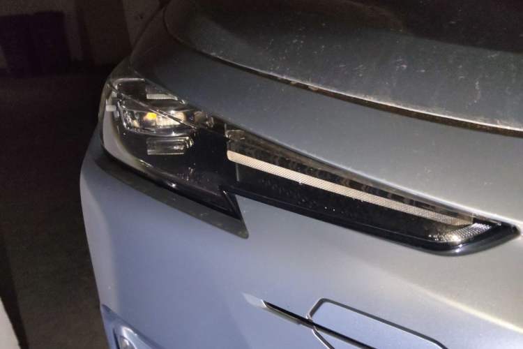 Used CHANGAN UNI-K 2021 2.0T All-Wheel Drive Prestige Version Right Front Headlight