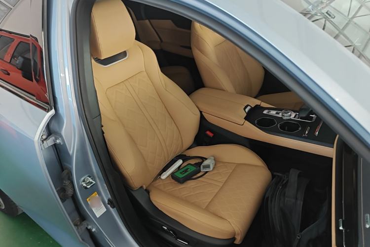 Used CHANGAN UNI-K 2021 2.0T All-Wheel Drive Prestige Version Right Front Seat