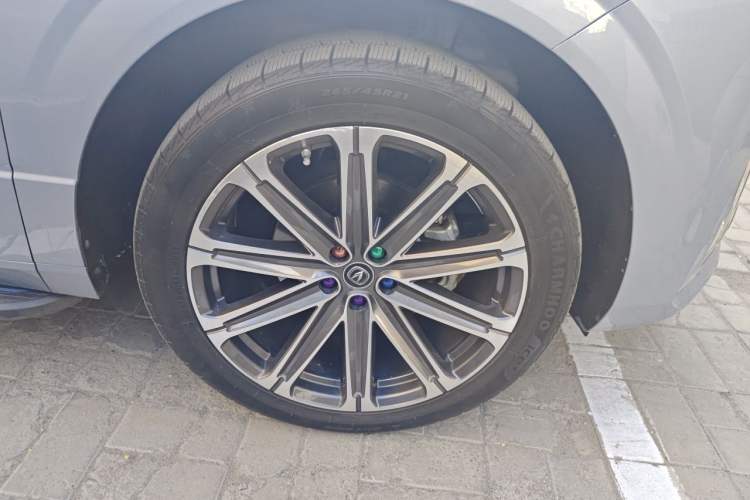 Used CHANGAN UNI-K 2021 2.0T Prestige Edition Right Front Wheel Hub