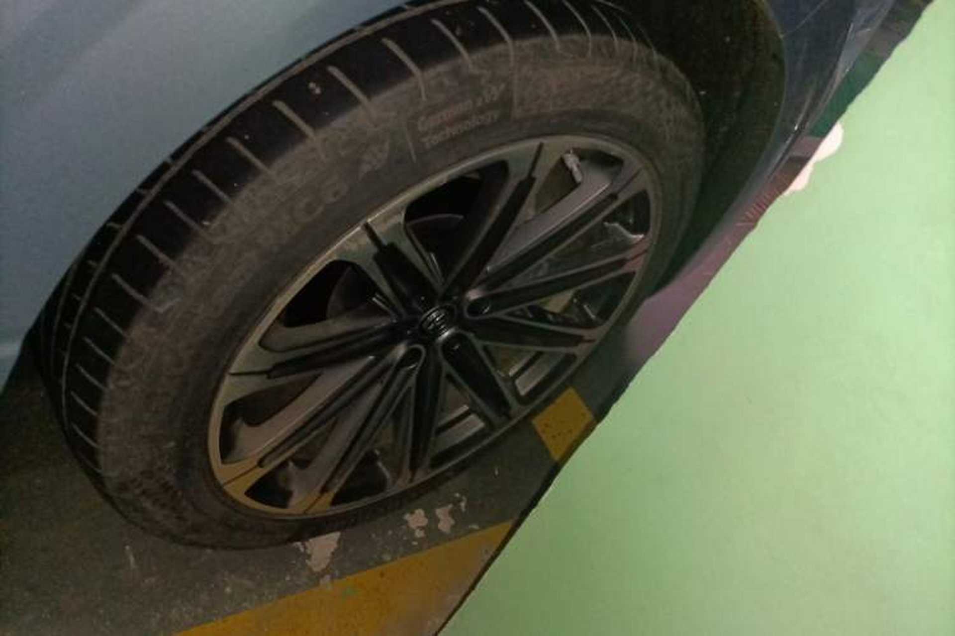Used CHANGAN UNI-K 2021 2.0T Prestige Edition Right Front Wheel Hub