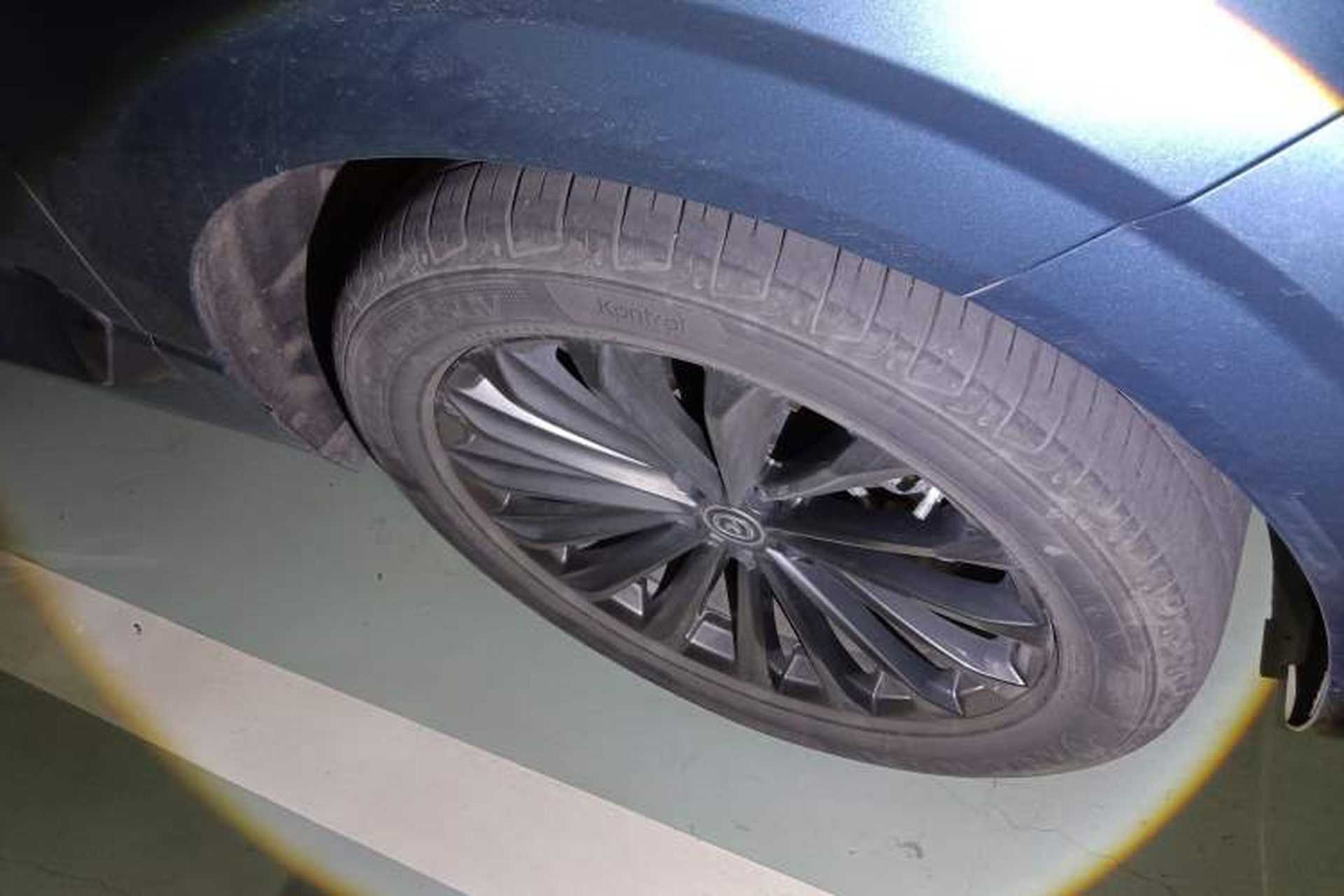 Used CHANGAN UNI-K 2021 2.0T Excellence Edition Right Front Wheel Hub