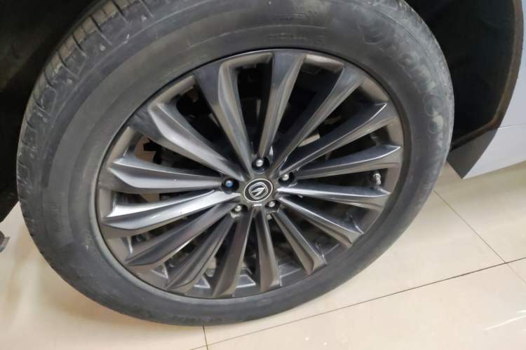 Used CHANGAN UNI-K 2021 2.0T Excellence Edition Right Rear Wheel Hub