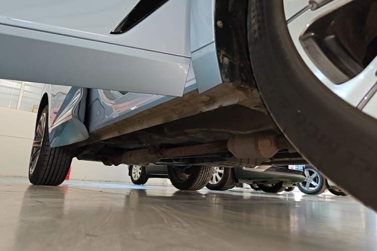 Used CHANGAN UNI-K 2021 2.0T All-Wheel Drive Prestige Version Right Side Sill