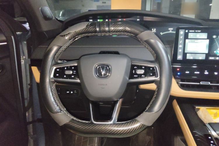 Used CHANGAN UNI-K 2021 2.0T All-Wheel Drive Prestige Version Steering Wheel