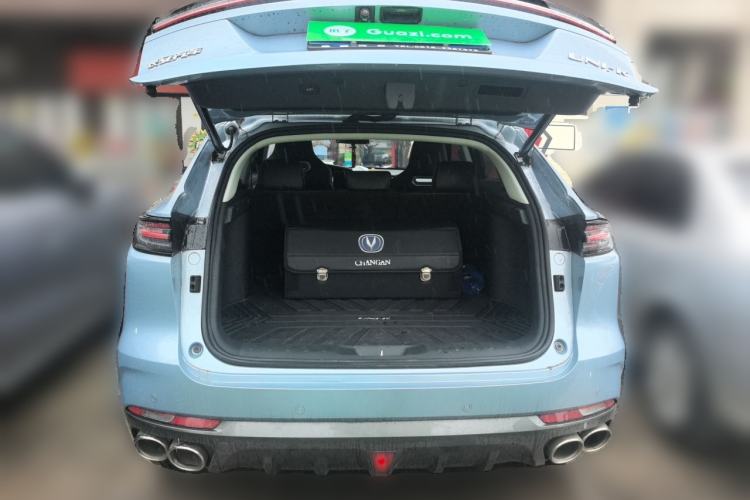 Used CHANGAN UNI-K 2021 2.0T All-Wheel Drive Prestige Version Trunk