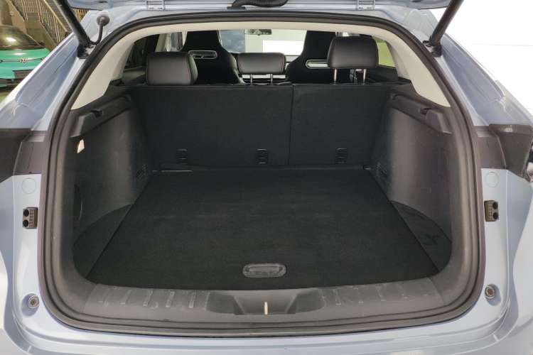 Used CHANGAN UNI-K 2021 2.0T All-Wheel Drive Prestige Version Trunk