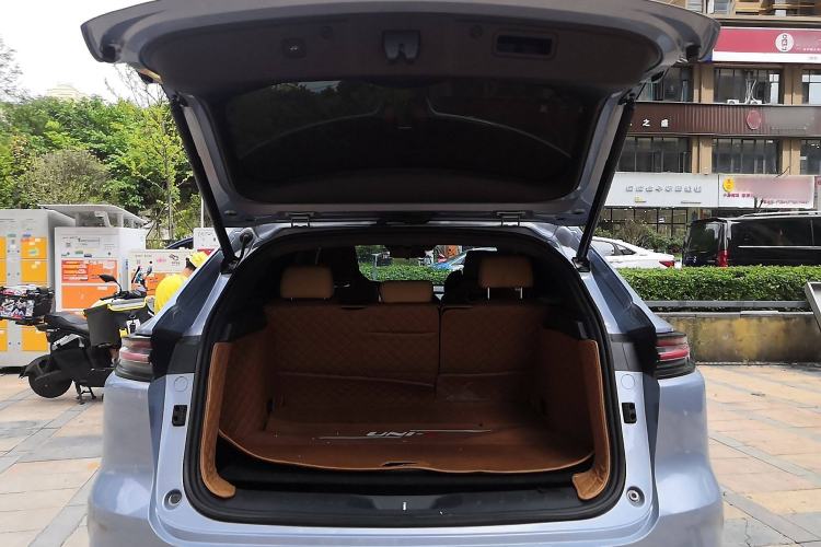 Used CHANGAN UNI-K 2021 2.0T Prestige Edition Trunk