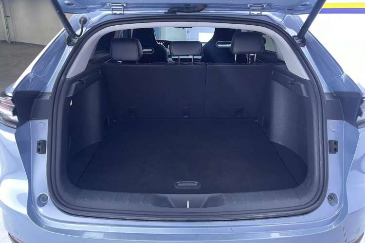 Used CHANGAN UNI-K 2021 2.0T Prestige Edition Trunk