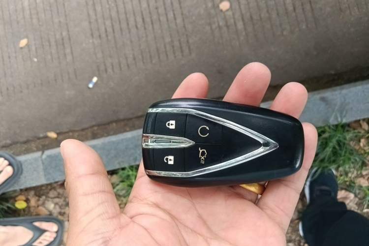 Used CHANGAN UNI-K 2021 2.0T All-Wheel Drive Prestige Version Vehicle Key