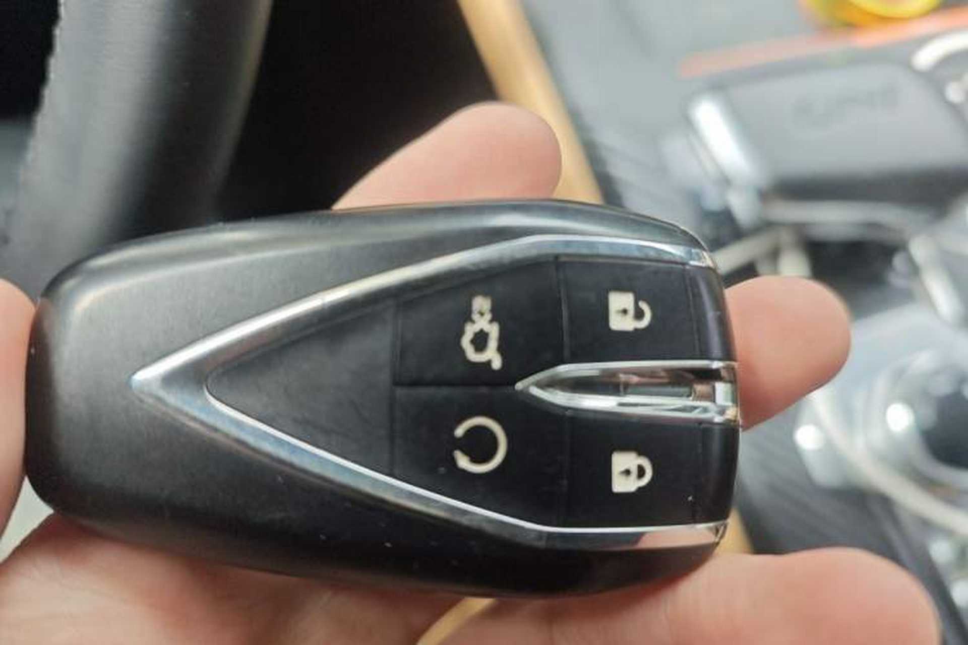 Used CHANGAN UNI-K 2021 2.0T All-Wheel Drive Prestige Version Vehicle Key