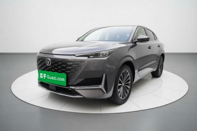 CHANGAN UNI-K 2021 2.0T Excellence Edition مستعملة