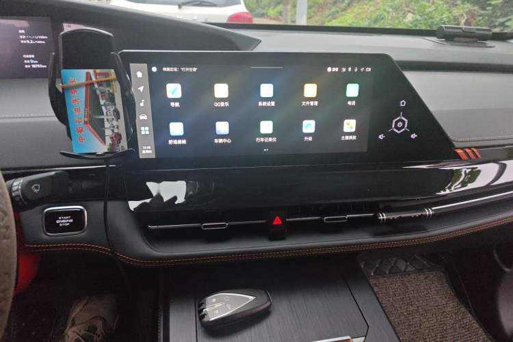 Used CHANGAN UNI-K 2021 2.0T Luxury Version Audio And AC Panel
