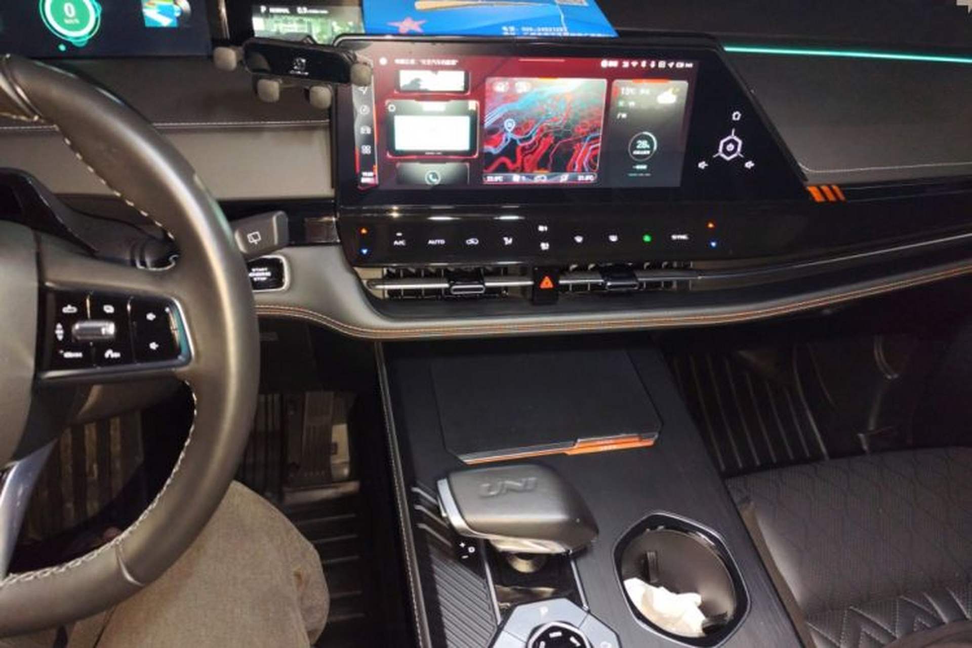 Used CHANGAN UNI-K 2021 2.0T Prestige Edition Audio And AC Panel
