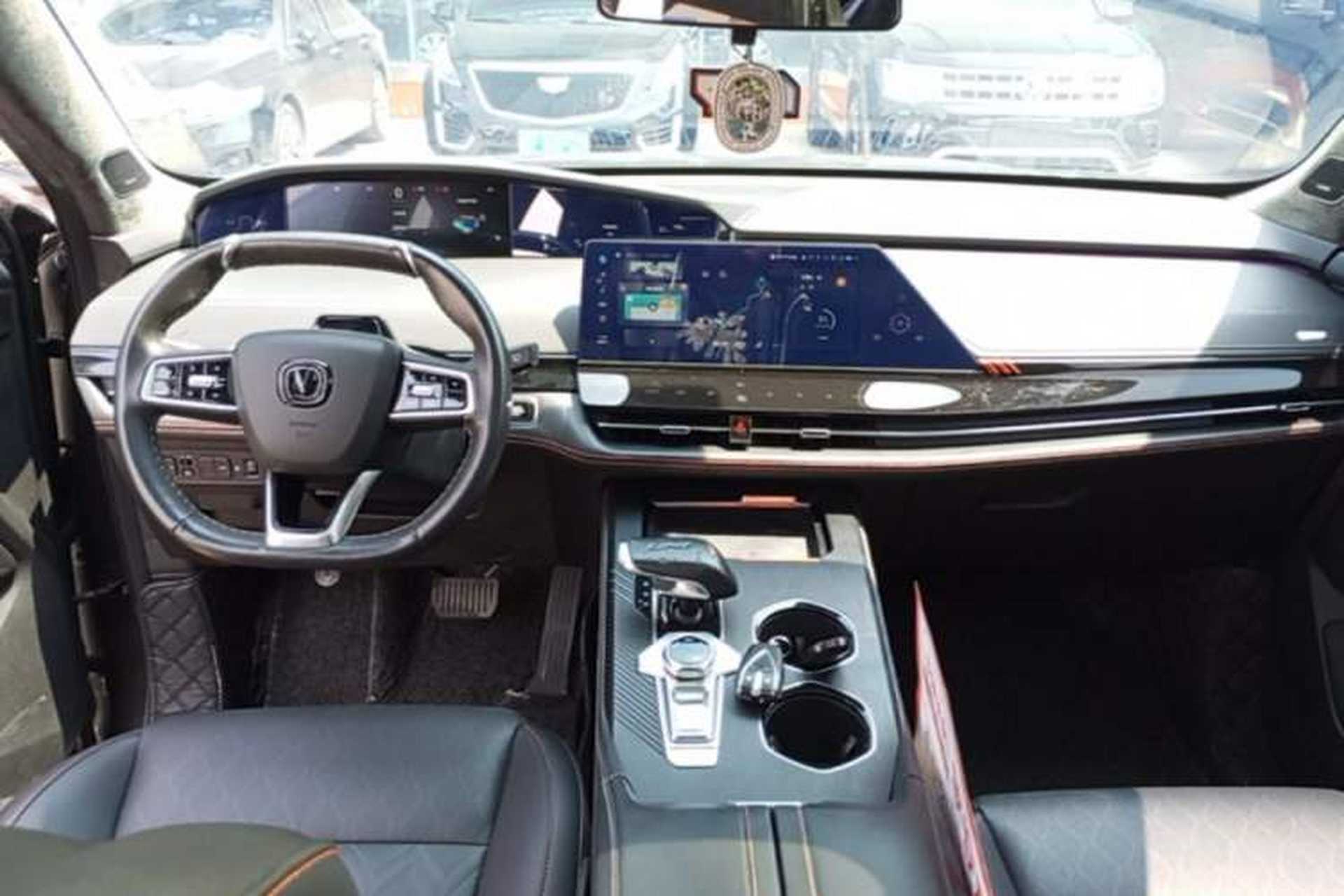 Used CHANGAN UNI-K 2021 2.0T Prestige Edition Center Console