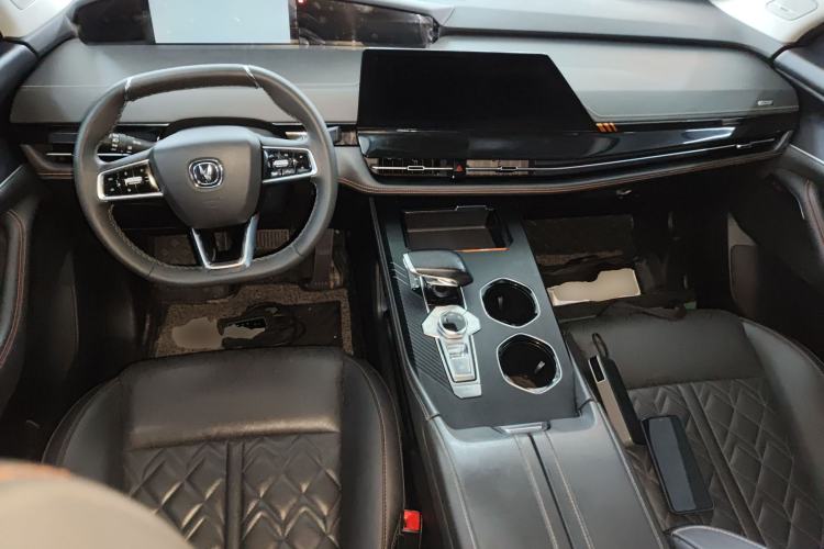 Used CHANGAN UNI-K 2021 2.0T Excellence Edition Center Console