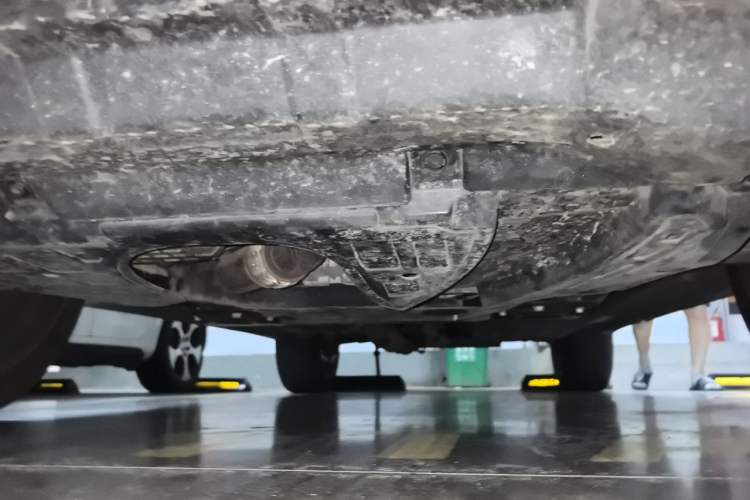 Used CHANGAN UNI-K 2021 2.0T All-Wheel Drive Prestige Version Chassis Front