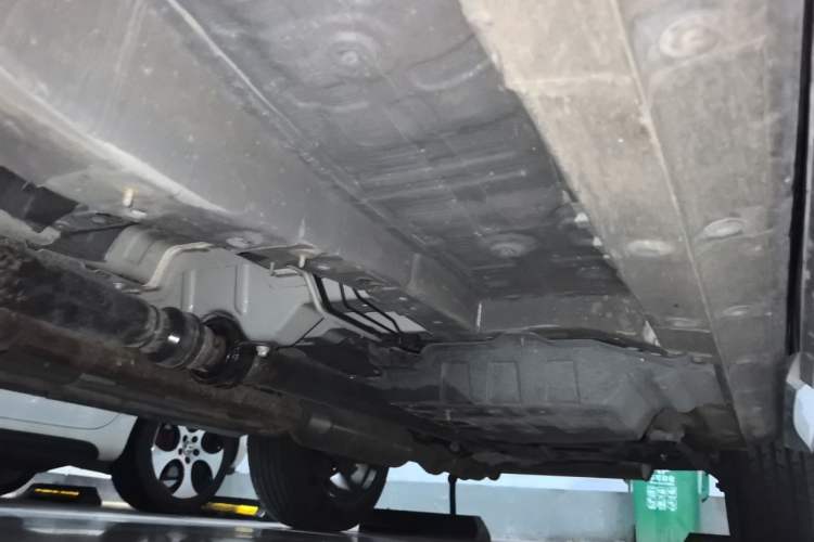 Used CHANGAN UNI-K 2021 2.0T All-Wheel Drive Prestige Version Chassis Front Left