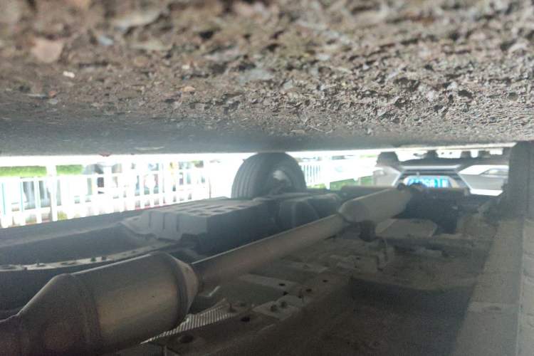 Used CHANGAN UNI-K 2021 2.0T Luxury Version Chassis Front Right
