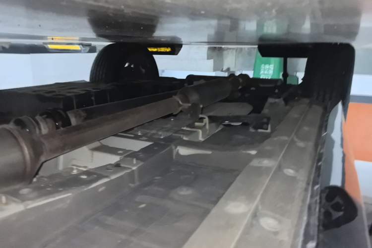 Used CHANGAN UNI-K 2021 2.0T All-Wheel Drive Prestige Version Chassis Front Right
