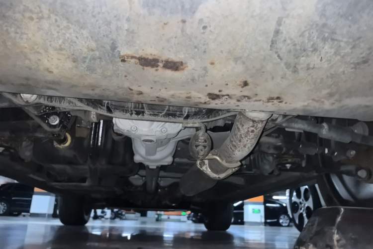 Used CHANGAN UNI-K 2021 2.0T All-Wheel Drive Prestige Version Chassis Rear