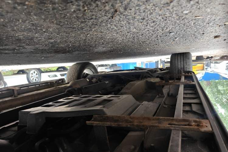 Used CHANGAN UNI-K 2021 2.0T All-Wheel Drive Prestige Version Chassis Rear Left