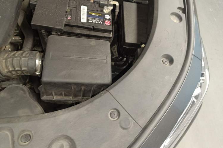 Used CHANGAN UNI-K 2021 2.0T Excellence Edition Engine Bay Left
