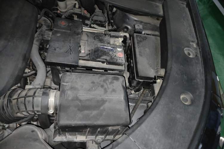 Used CHANGAN UNI-K 2021 2.0T Excellence Edition Engine Bay Left