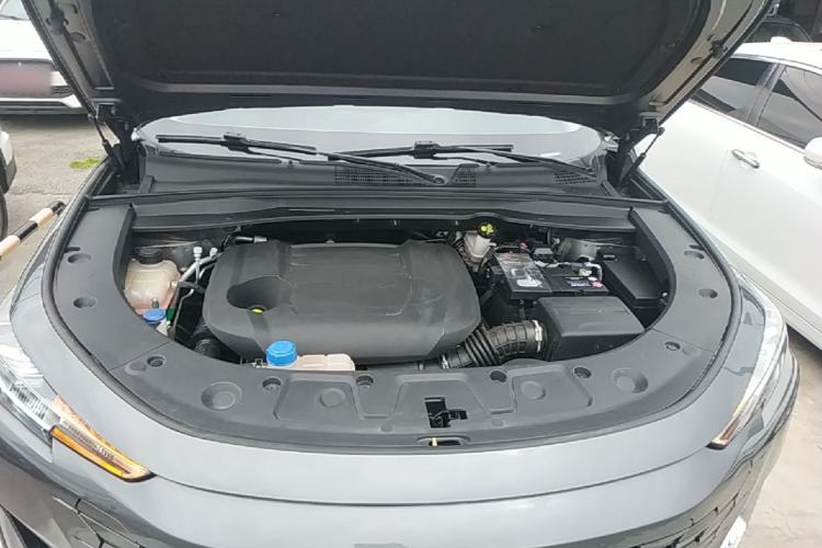 Used CHANGAN UNI-K 2021 2.0T Luxury Version Engine Bay