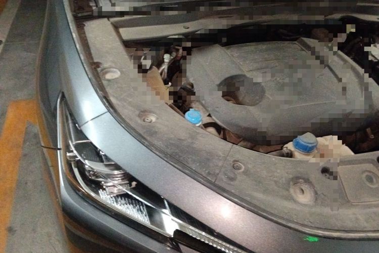 Used CHANGAN UNI-K 2021 2.0T Prestige Edition Engine Bay Right