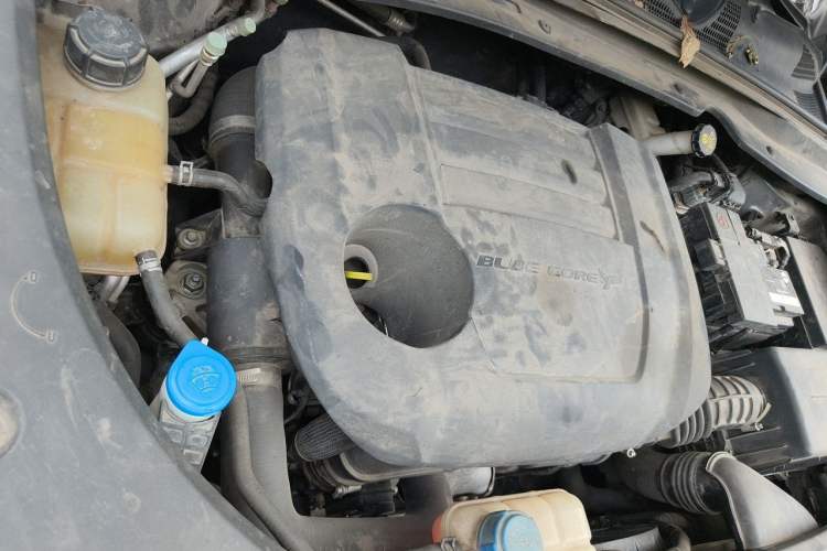 Used CHANGAN UNI-K 2021 2.0T Prestige Edition Engine Bay Right