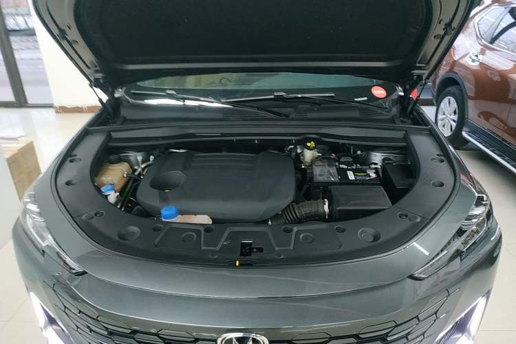 Used CHANGAN UNI-K 2021 2.0T Prestige Edition Engine Bay