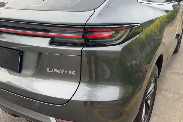 Used CHANGAN UNI-K 2021 2.0T Luxury Version Exterior 3