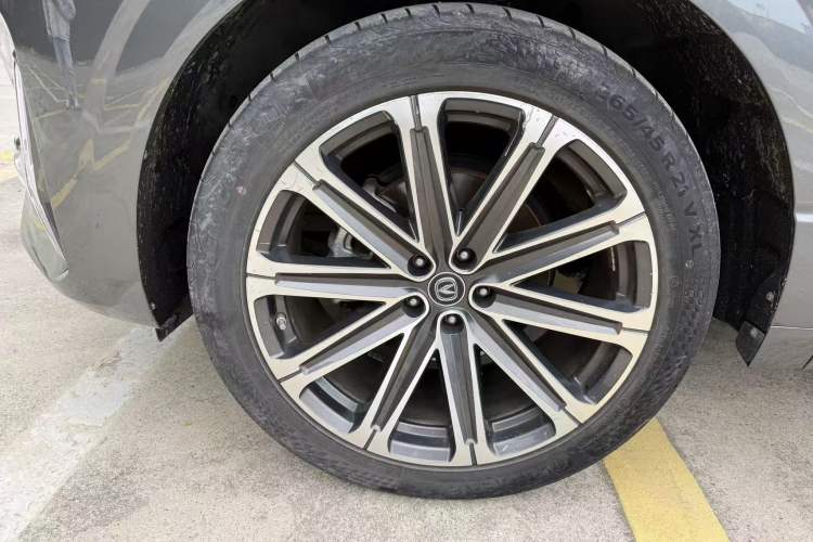 Used CHANGAN UNI-K 2021 2.0T All-Wheel Drive Prestige Version Exterior 5