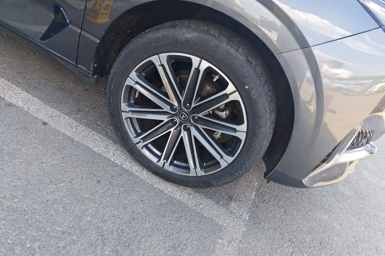 Used CHANGAN UNI-K 2021 2.0T All-Wheel Drive Prestige Version Exterior 7