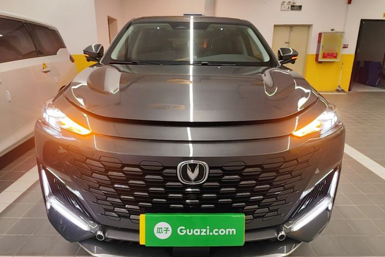 Used CHANGAN UNI-K 2021 2.0T All-Wheel Drive Prestige Version Front