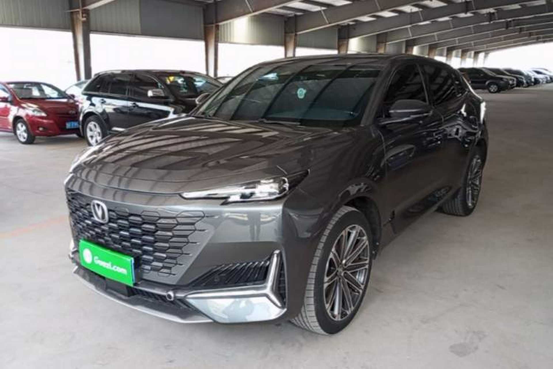 Used CHANGAN UNI-K 2021 2.0T Prestige Edition Front Left 45 Deg