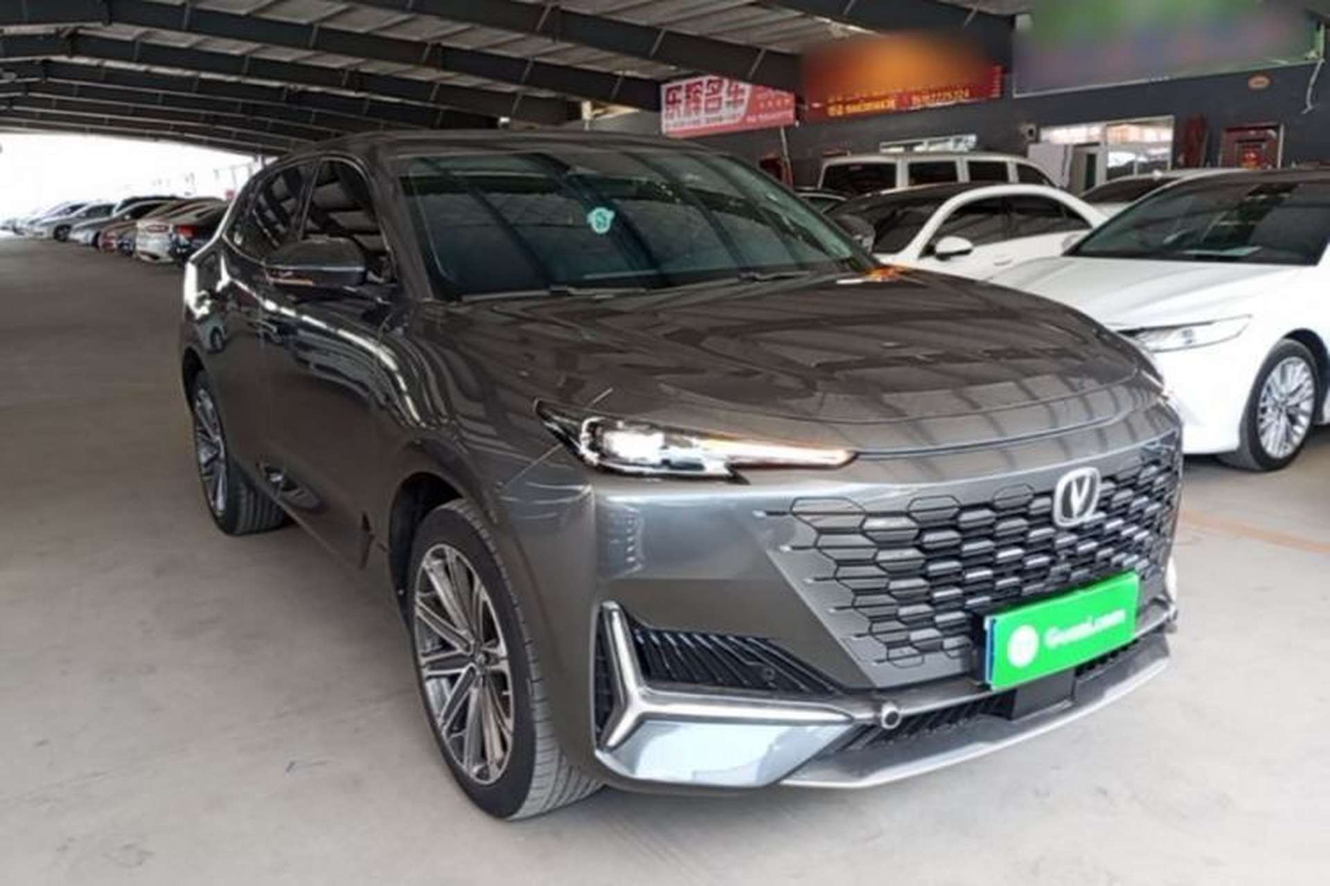 Used CHANGAN UNI-K 2021 2.0T Prestige Edition Front Right 45 Deg