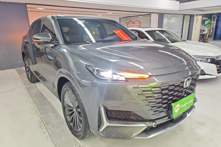 Used CHANGAN UNI-K 2021 2.0T Excellence Edition Front Right 45 Deg