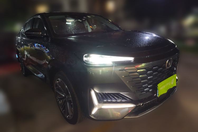 Used CHANGAN UNI-K 2021 2.0T Prestige Edition Front Right 45 Deg