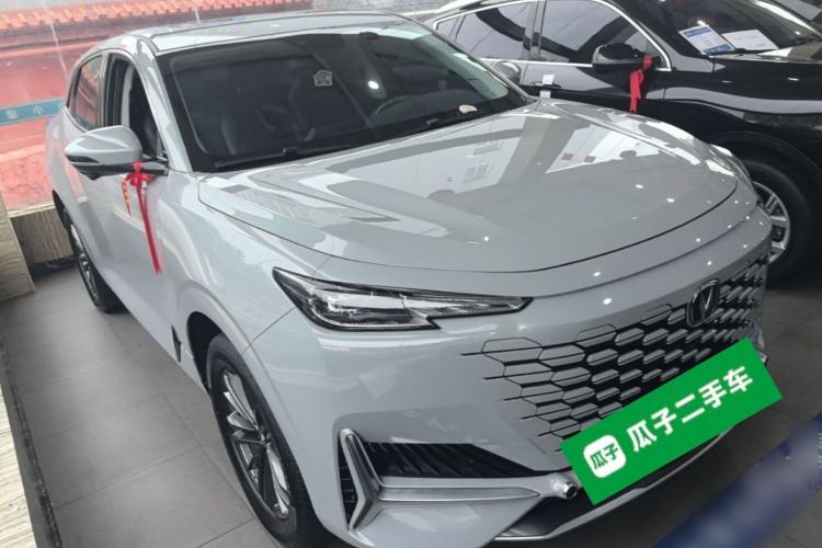 Used CHANGAN UNI-K 2021 2.0T Luxury Version Front Right 45 Deg
