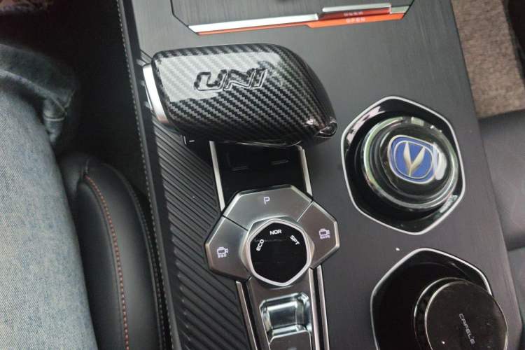 Used CHANGAN UNI-K 2021 2.0T Luxury Version Gear Lever