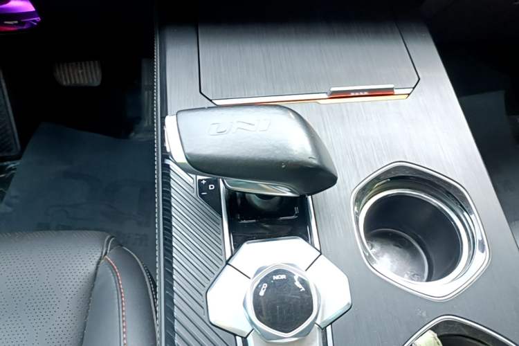 Used CHANGAN UNI-K 2021 2.0T Excellence Edition Gear Lever