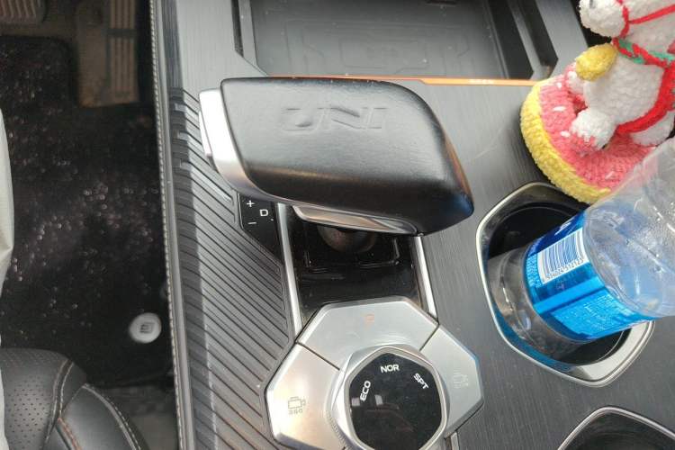 Used CHANGAN UNI-K 2021 2.0T Prestige Edition Gear Lever