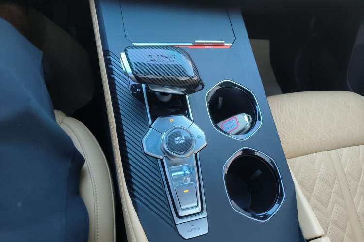 Used CHANGAN UNI-K 2021 2.0T Prestige Edition Gear Lever