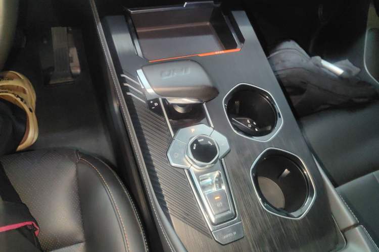 Used CHANGAN UNI-K 2021 2.0T Luxury Version Gear Lever