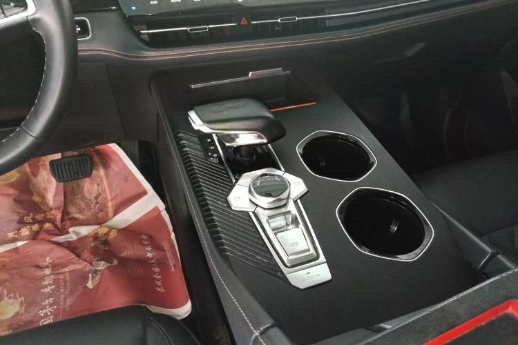 Used CHANGAN UNI-K 2021 2.0T Excellence Edition Gear Lever