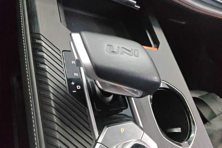 Used CHANGAN UNI-K 2021 2.0T Excellence Edition Gear Lever