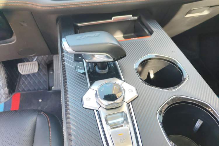 Used CHANGAN UNI-K 2021 2.0T Luxury Version Gear Lever