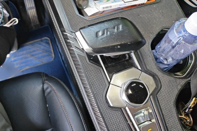 Used CHANGAN UNI-K 2021 2.0T Excellence Edition Gear Lever